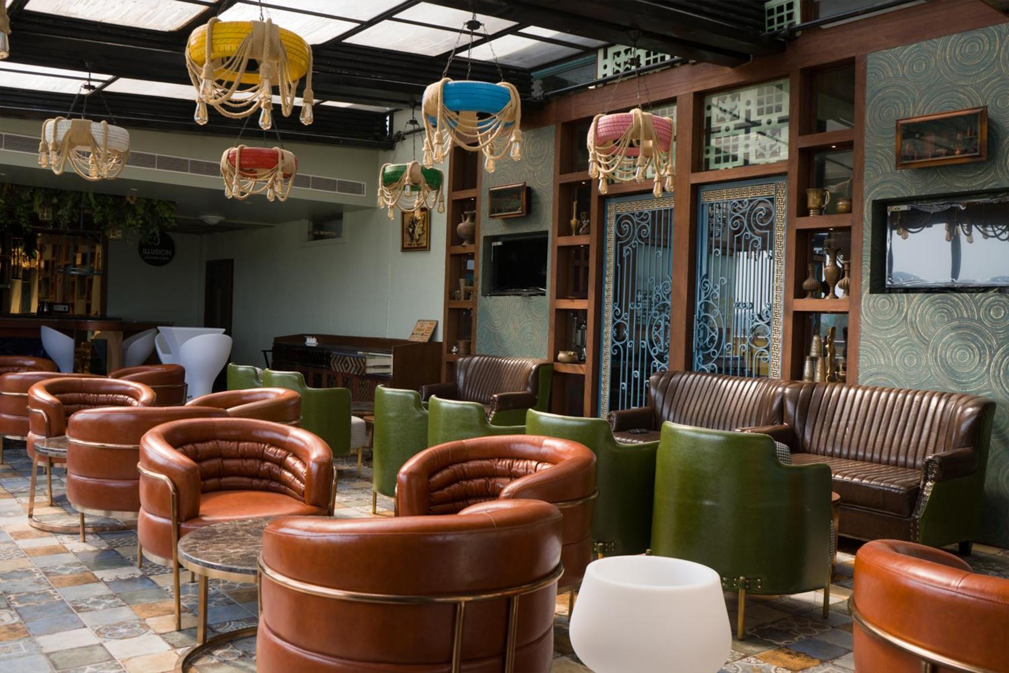 Clarks Inn Suites Kangra Buitenkant foto